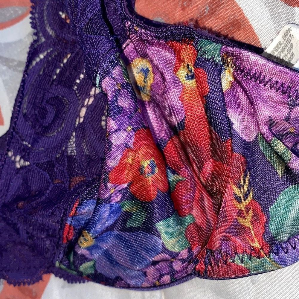 VTG Vintage Vanity Fair 1980s EUC Bra Purple Floral Lace Colorful Dopamine 34B - Picture 6 of 10